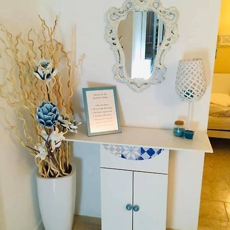 Casa Vacanze Occhi Blu Мольфетта Екстер'єр фото